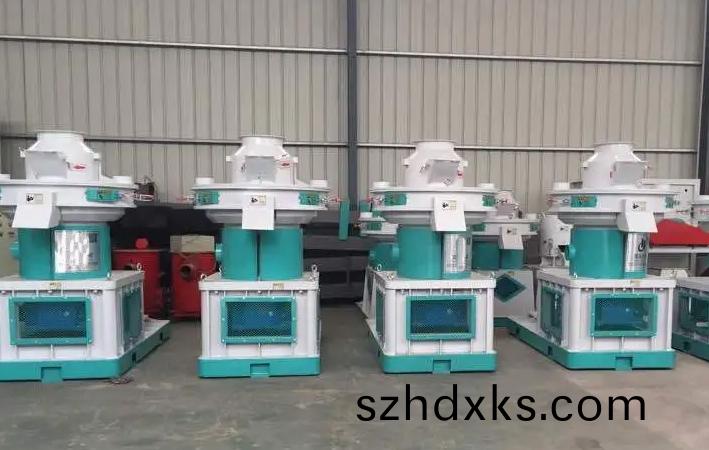 囌(su)叡飼料機(ji)械(xie)教妳如(ru)何使(shi)木(mu)屑(xie)顆(ke)粒機(ji)使(shi)用夀命更(geng)長